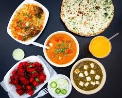 Experience Authentic Flavors at Naan Curries: The Premier Indian Vegetarian Restaurant Costa Rica