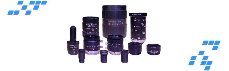 How does a Zoom lens perform in low - light conditions