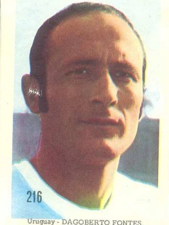 Meu olho foi parar na nuca, diz uruguaio que sofreu cotovelada de Pelé