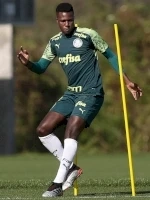 Da Taça das Favelas para o Palmeiras, Patrick busca se firmar no time