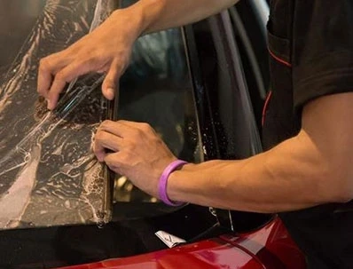 How To Evaluate Automotive Window Tinting Services For Quality And Value?