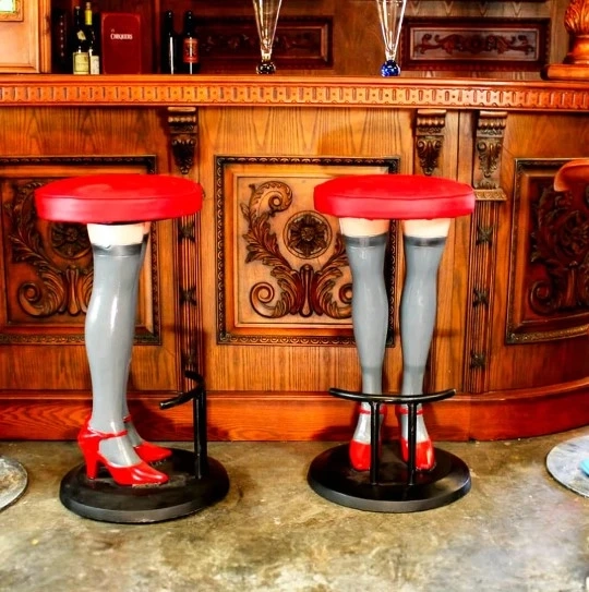How Unique Bar Stools Can Make Your Interiors Instagram-Worthy?