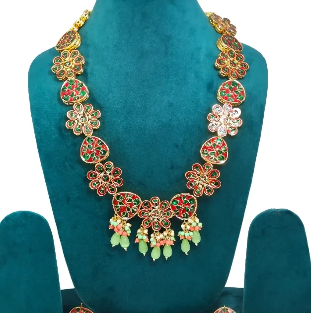 The Timeless Art of Meenakari Gold Jewellery: A Fusion of Craft and Culture