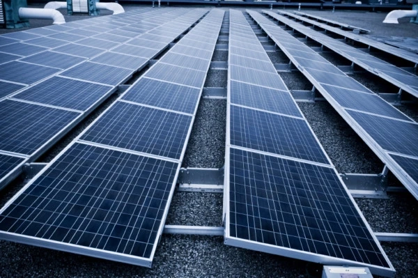 How Commercial Solar PV Can Transform Energy Costs for Businesses?
