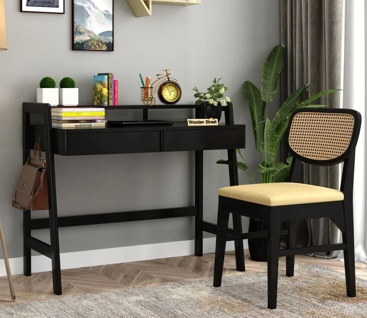 The Best Study Table for Students in India: A Comprehensive Guide