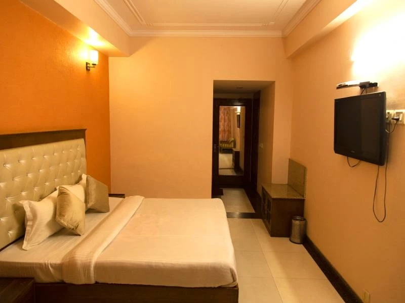 How the Right Hotel Can Transform Your Chandigarh Trip