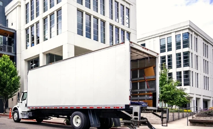 Expedited Transportation Services That Move Business Forward