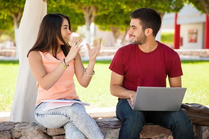 5 Easy Ways to Tell a Guy You Like Him