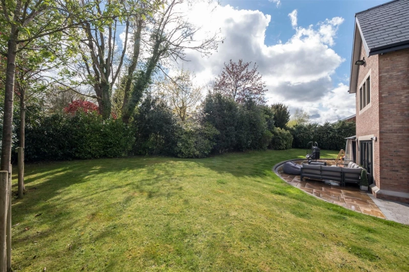 Embrace the Charm of Burnley: House for Sale in Burnley's Historic Districts