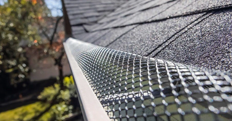 My PosGutter Guards vs. Regular Gutters: What You Need to Knowt Title