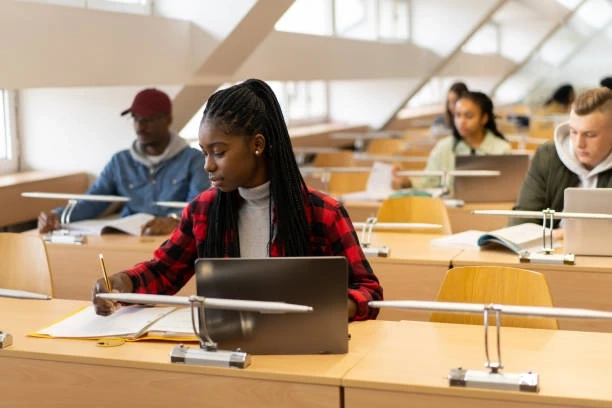 Why Do College Students Require Online Assignment Help?