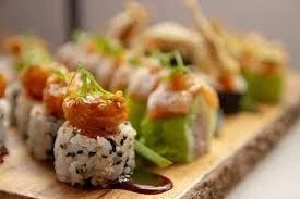Understand the Etiquette of Eating Sushi Before Trying it