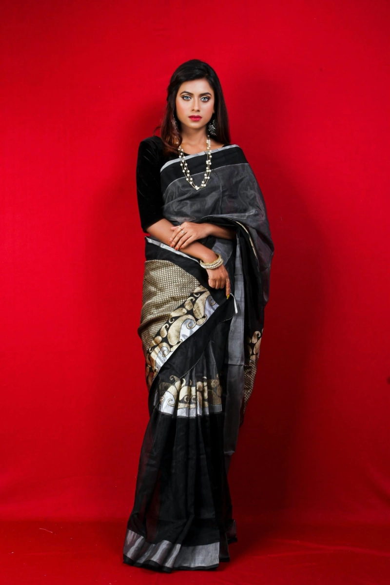 How to wear a Saree