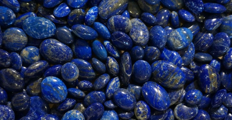 Lapis Lazuli: A Stone of Healing and Spiritual Transformation