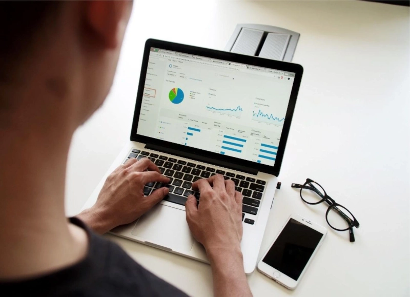 Basic Introduction to Business Intelligence: A Guide By deltAlyz