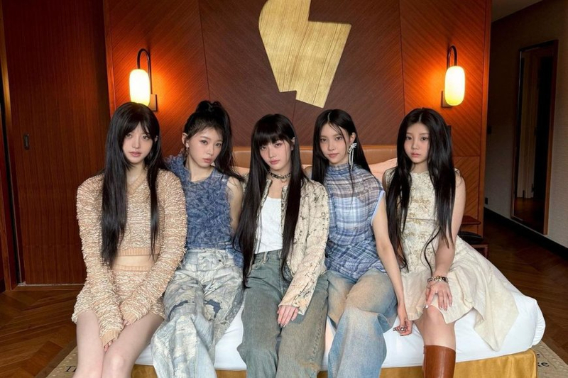ACNE STUDIOS PICKS K-POP GROUP ILLIT AS NEW CAMPAIGN STARS