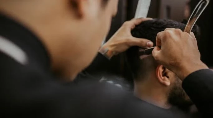 The Evolution of Barber Shops: From Traditional to Modern Grooming Hubs