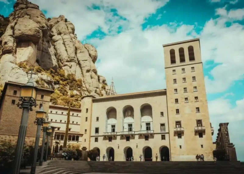 Spain Non Lucrative Visa: A Complete Guide for Living in Spain Without Work