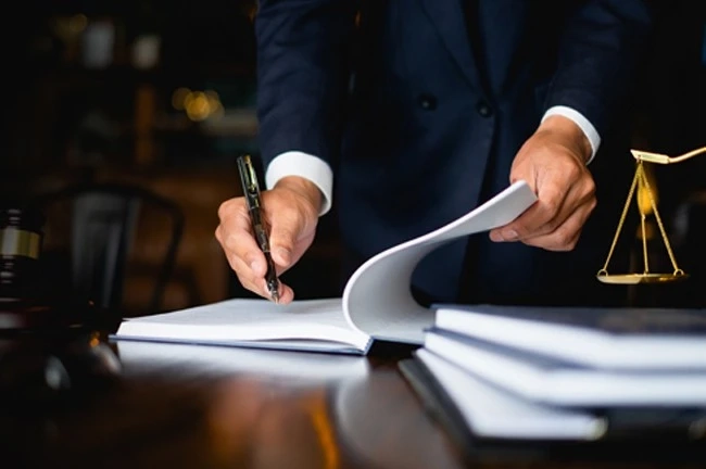 Legal Document Translation Services for Courts Contracts and Agreements