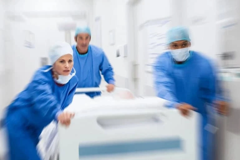 Maximizing Efficiency: How Surgical Technicians and Staffing Agencies Transform Healthcare