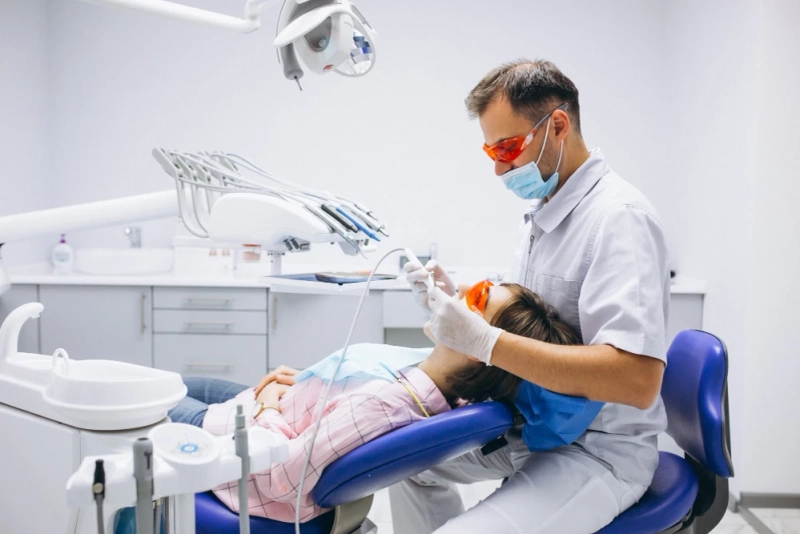 Broken Tooth? Here’s How a Same Day Dentist Can Help
