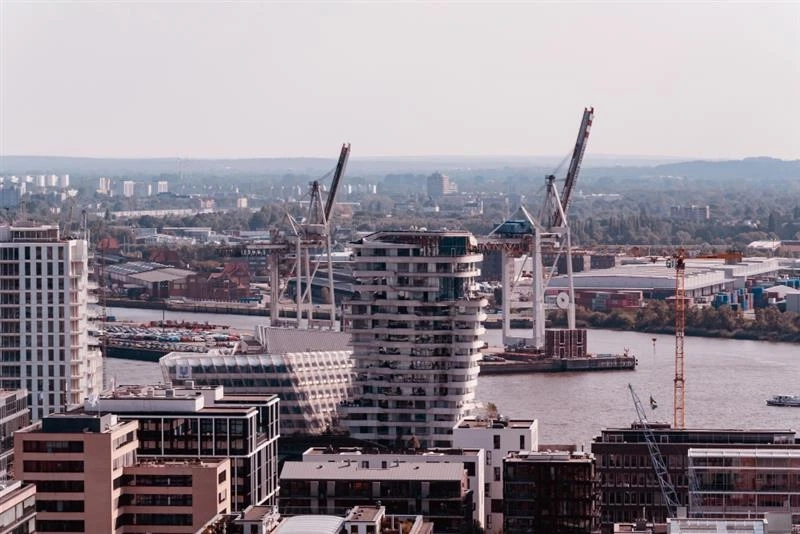 Why British Standards Construction Matters for Luxury Villas in Dubai