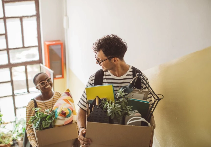 Decluttering: A Step-by-Step Guide to a More Organized and Peaceful Home