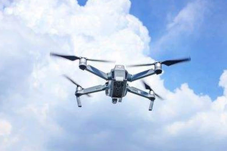 Drone jammer for military and commercial use