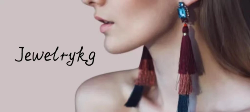 How do I choose jewelry for girls?