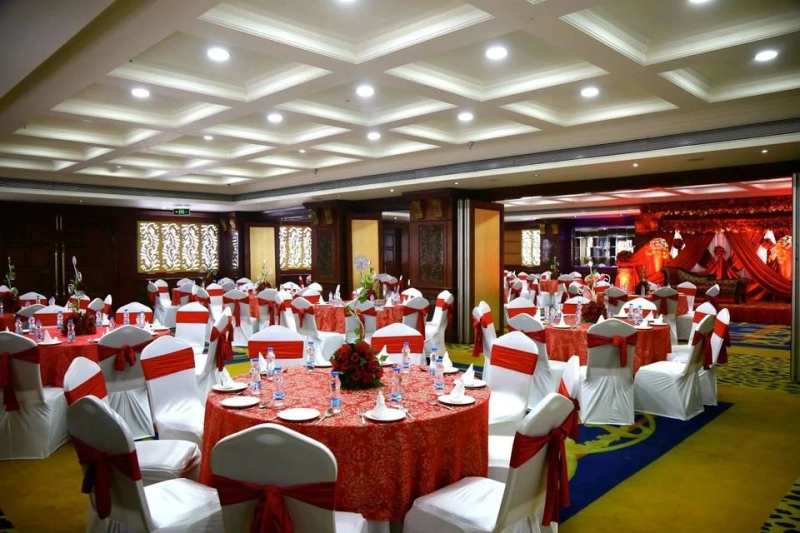 Find the Ideal Wedding Hotel: Packages, Catering, and Decor Options