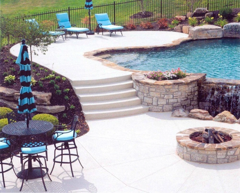 Building Beauty and Strength: The Art of Modern Decking Solutions