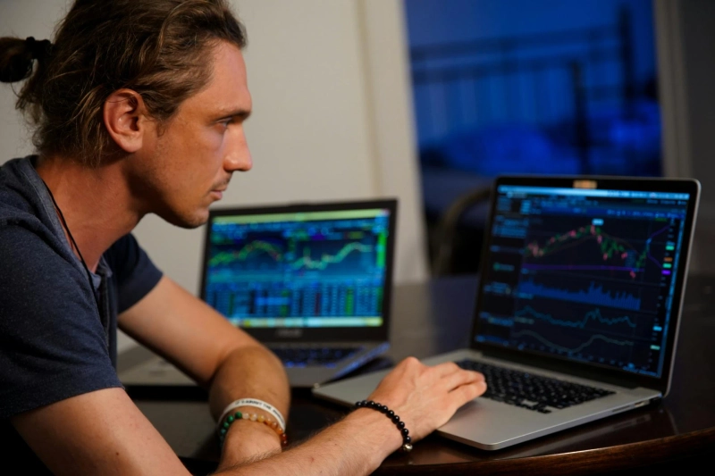 Stock Market Training: Why Trading Courses Online Are the Future of Financial Education