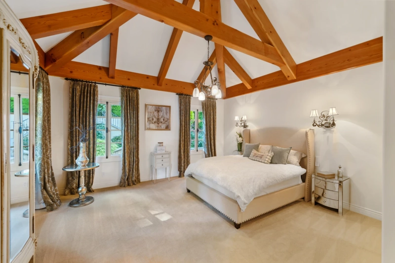 Attic conversion – the ideal space for a cosy bedroom