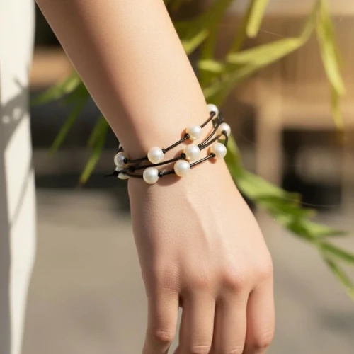 Why Handcrafted Leather Jewelry Pieces Are Your New Obsession