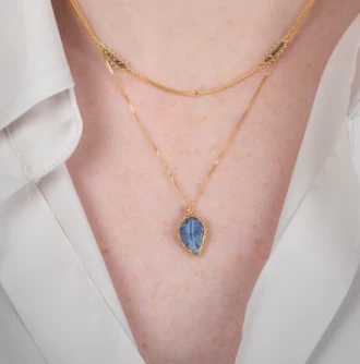 Fine Luxury Gemstone Jewelry Paired with Exquisite Carved Stone Jewelry Designs