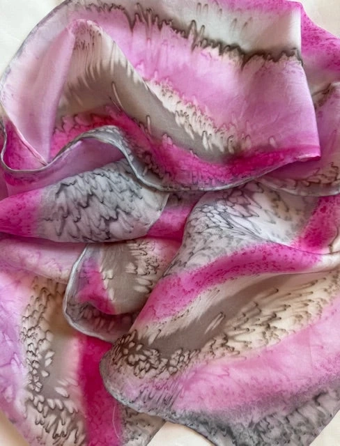 Get the Touch of Artistic Reflection on Your Attire with an Eco-Print Collage Scarf 