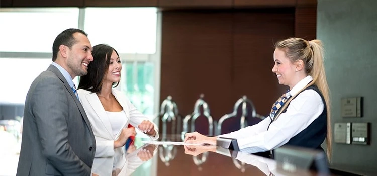 10 Reasons to Pick Hotel Management as Your Career in 2024