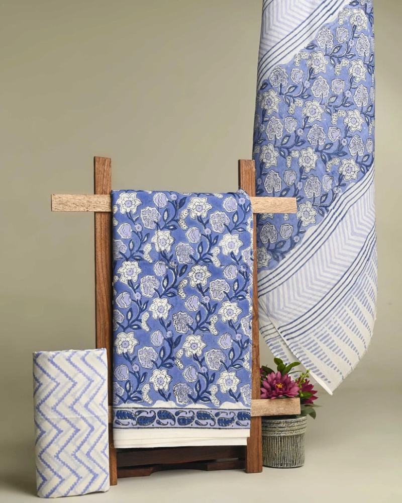 When Cotton Suits for Women Are Best for Traditional Styling