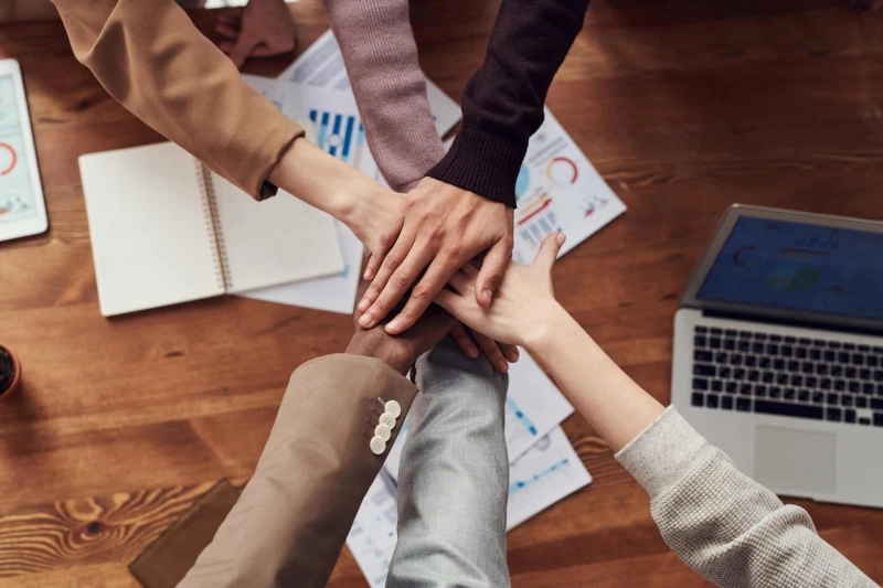 Which is More Important for Your Business: Dropshipping or Affiliate Marketing?