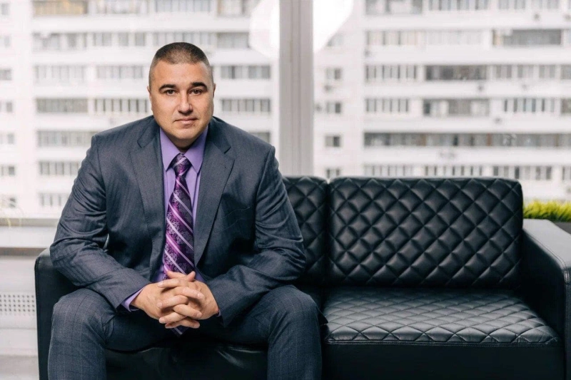 A dream, persistence, and love for what you do. The success story of energy expert Andrey Khodykin