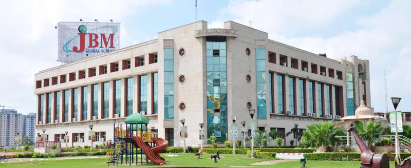 Schools Near Noida Expressway: Choosing the Best School in Noida Expressway for Your Child