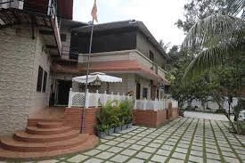 Comprehensive Care at a Bipolar Disorder Treatment Centre in Mumbai