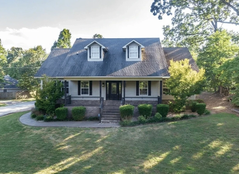 Real Estate Agent: Qualities Of A Professional Estate Agent