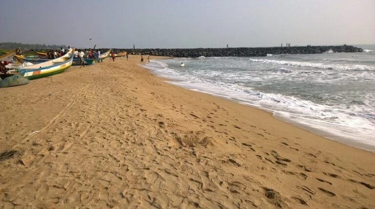 8 Stunning Beaches in Pondicherry You Must Visit