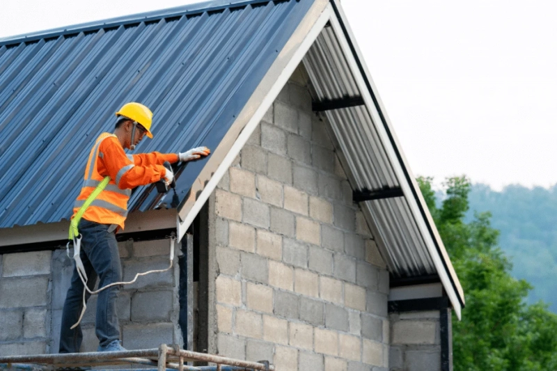 Finding the Right Roofing Help When It Matters