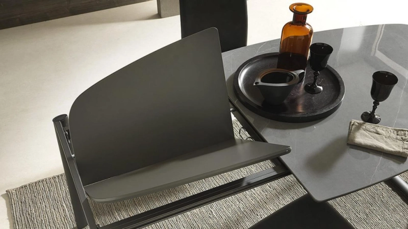 What Makes a Modern Furniture Store?