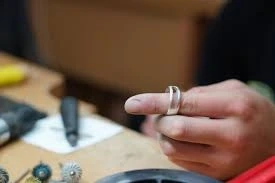 How to Make Custom Jewelry: A Beginner’s Guide to Creating Unique Pieces