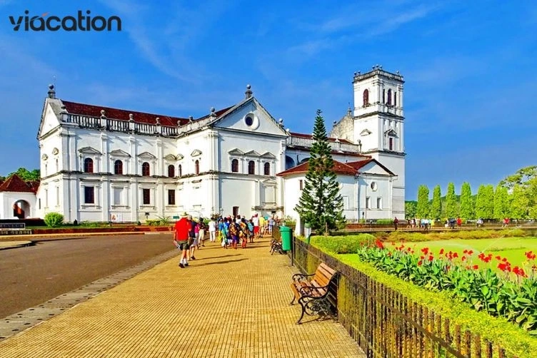 Exploring Old Goa: Churches, History & Colonial Charm