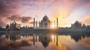 Taj Mahal Tour by Train: A Fast and Convenient Way to Visit Agra