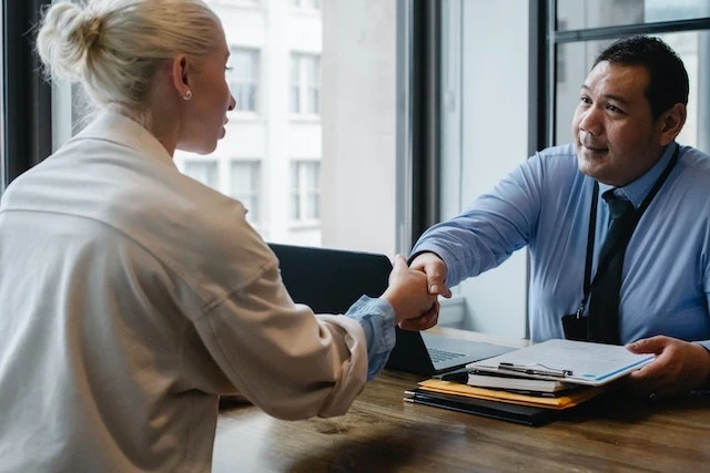 What Are The Challenges MBA Students Face - And How To Overcome Them?